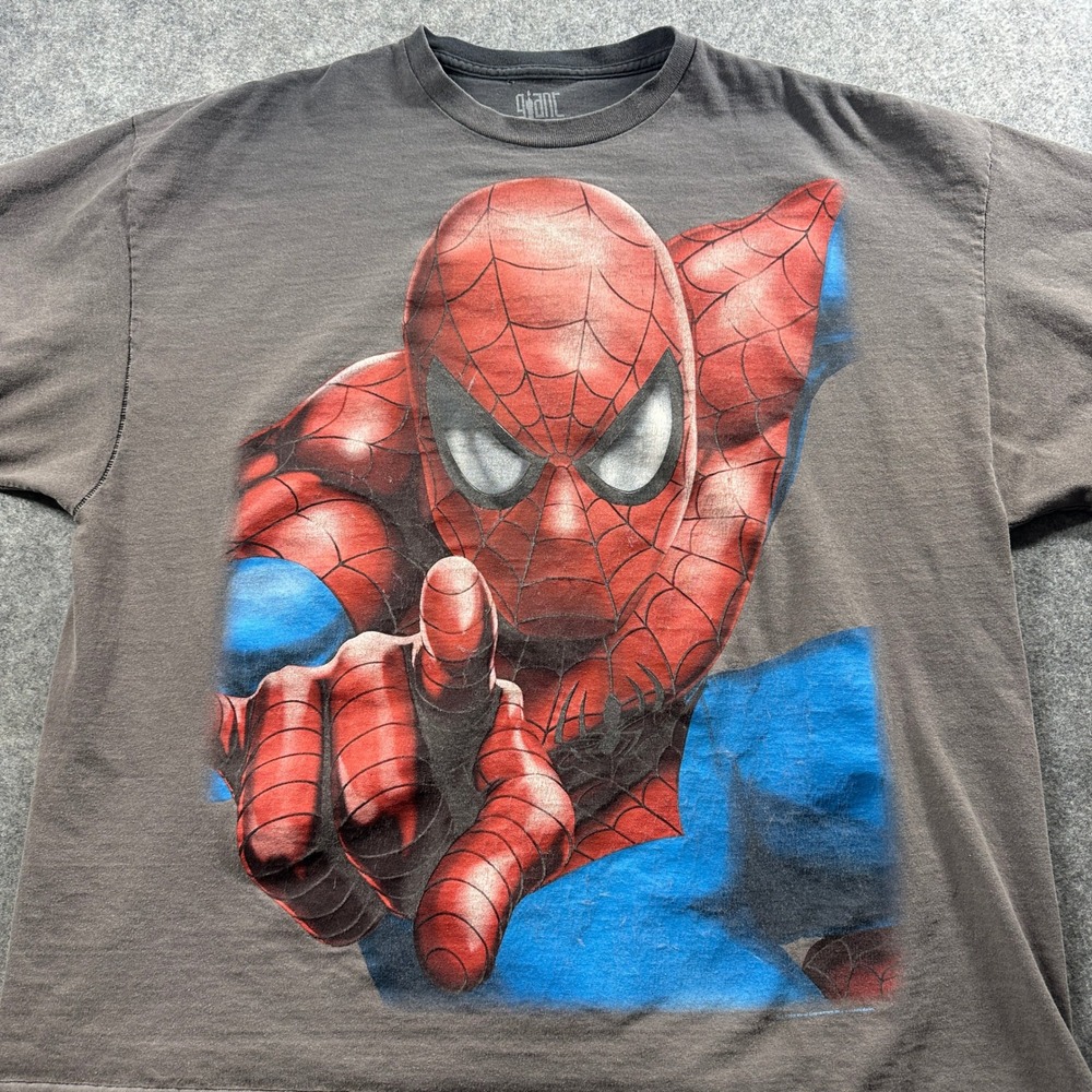 Giant Spider-Man Graphic T-Shirt 2XL Gray Marvel 2009 Vintage Faded Tee Flaw